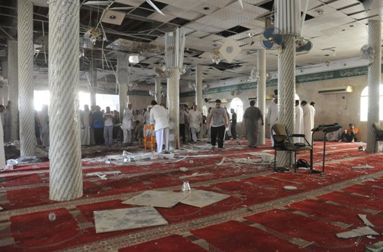 مقطع صوتي للحظة التفجير الإرهابي في مسجد القديح