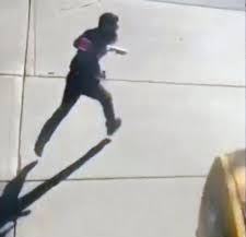 بالفيديو.. محاولة هروب مُنفّذ هجوم مانهاتن