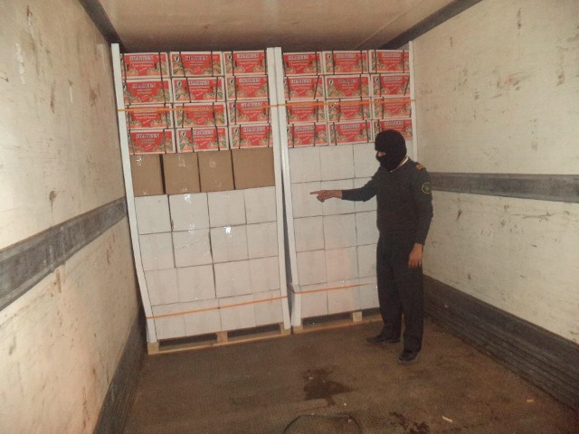 بالصور.. احباط تهريب أكثر من 50 كجم من ثمار القورو المحظورة