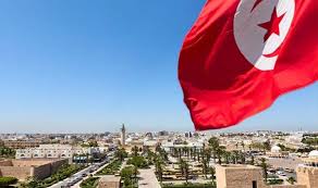 تونس تعفي المقيمين بالخليج من تأشيرة الدخول