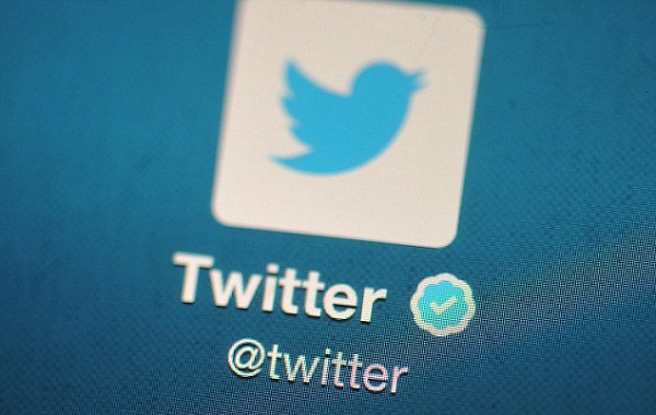 “تويتر” يضيف خاصية التشغيل الآلي لملفات الفيديو