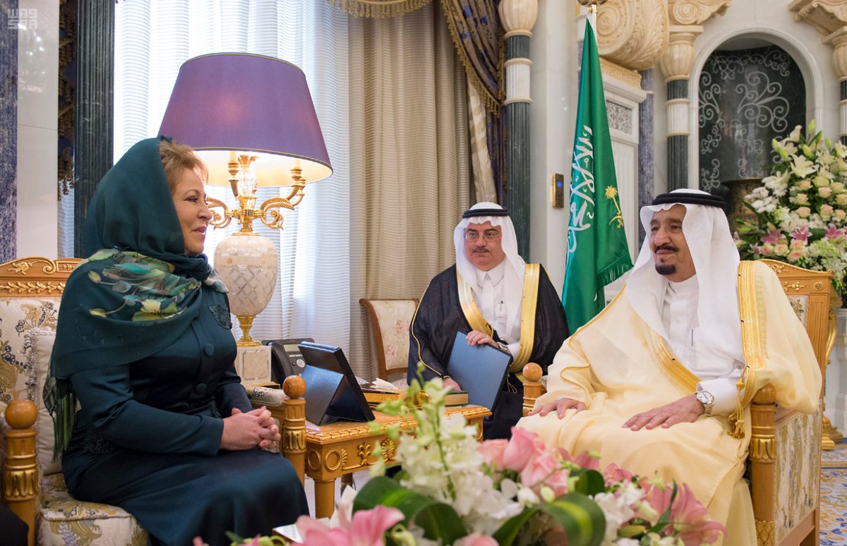 بالفيديو والصور.. جانب من لقاء الملك سلمان مع رئيسة مجلس الاتحاد الروسي