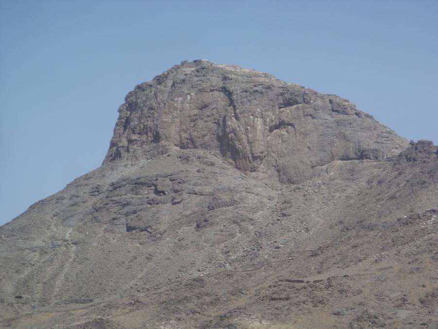 جبل النور .. أحد أهم الأماكن التاريخية في مكة المكرمة