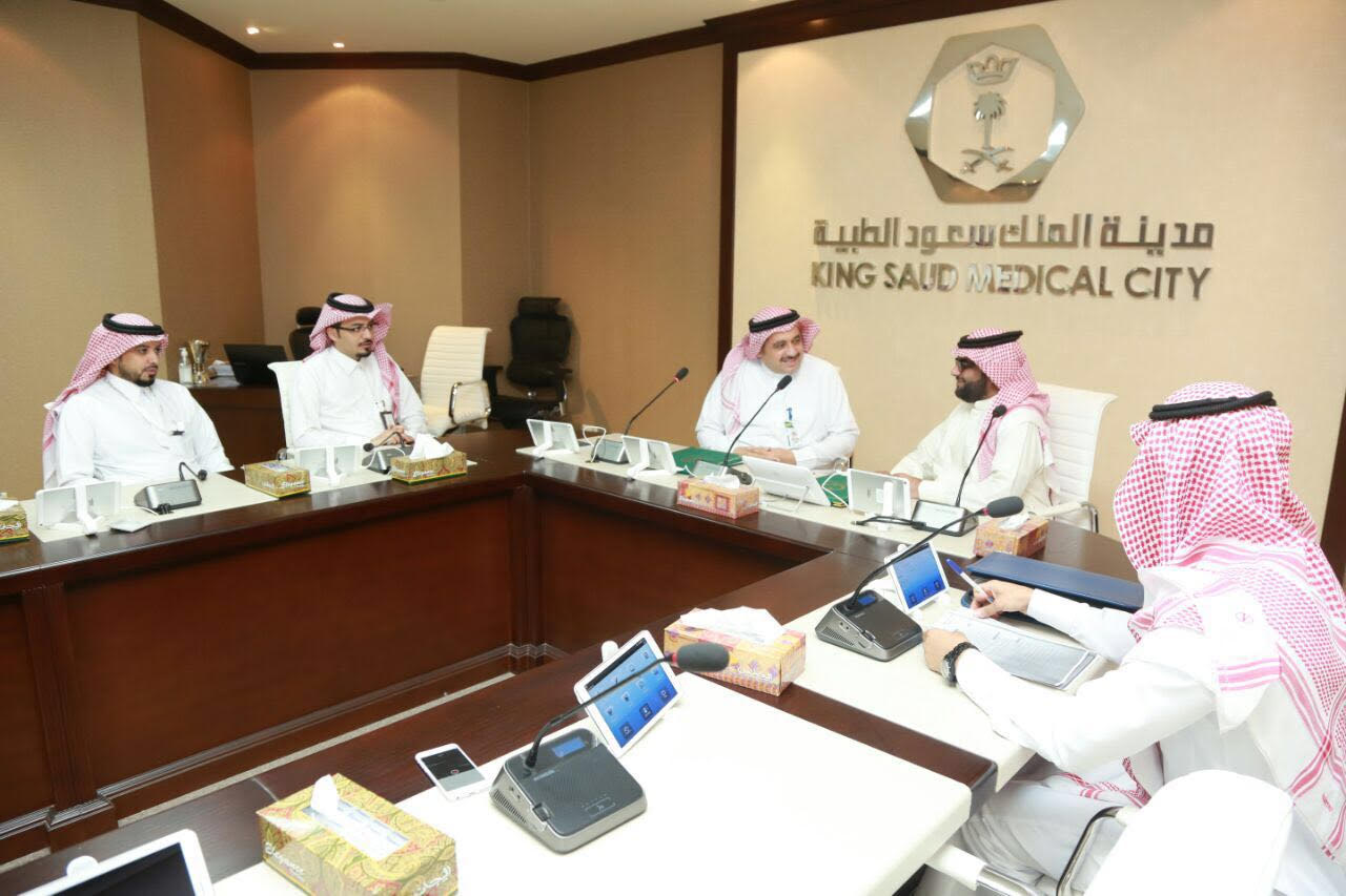 اتفاقية تعاون بين “سعود الطبية” و”كفيف” لعلاج وتأهيل المكْفوفين