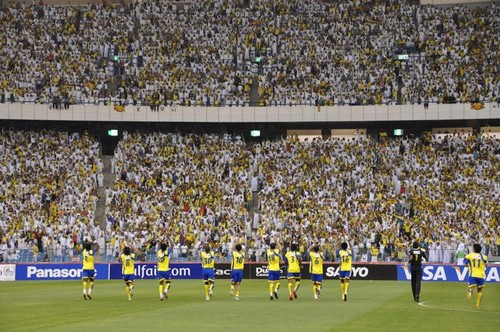 جمهور النصر يدعم القوس في مواجهة الهلال وناصح ينبههم: بتال ما له صديق!