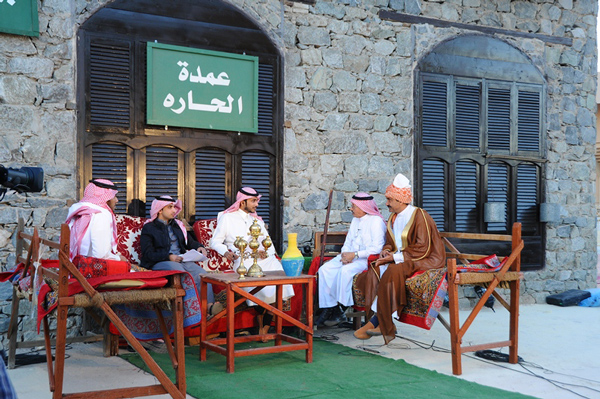 أكثر من (40) مرشداً سياحياً يستقبلون زوار بيت مكة بالجنادرية