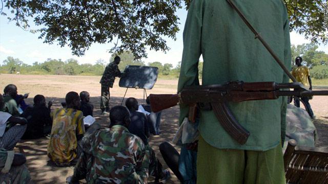 تجدد المعارك في جنوب السودان يدفع الآلاف إلى الهروب