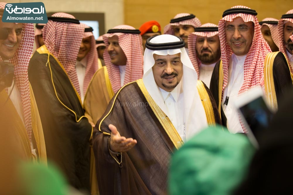 بالصور .. أمير الرياض: جولة في قصر الحكم تعبيرًا عن تأصيل اللحمة الوطنية