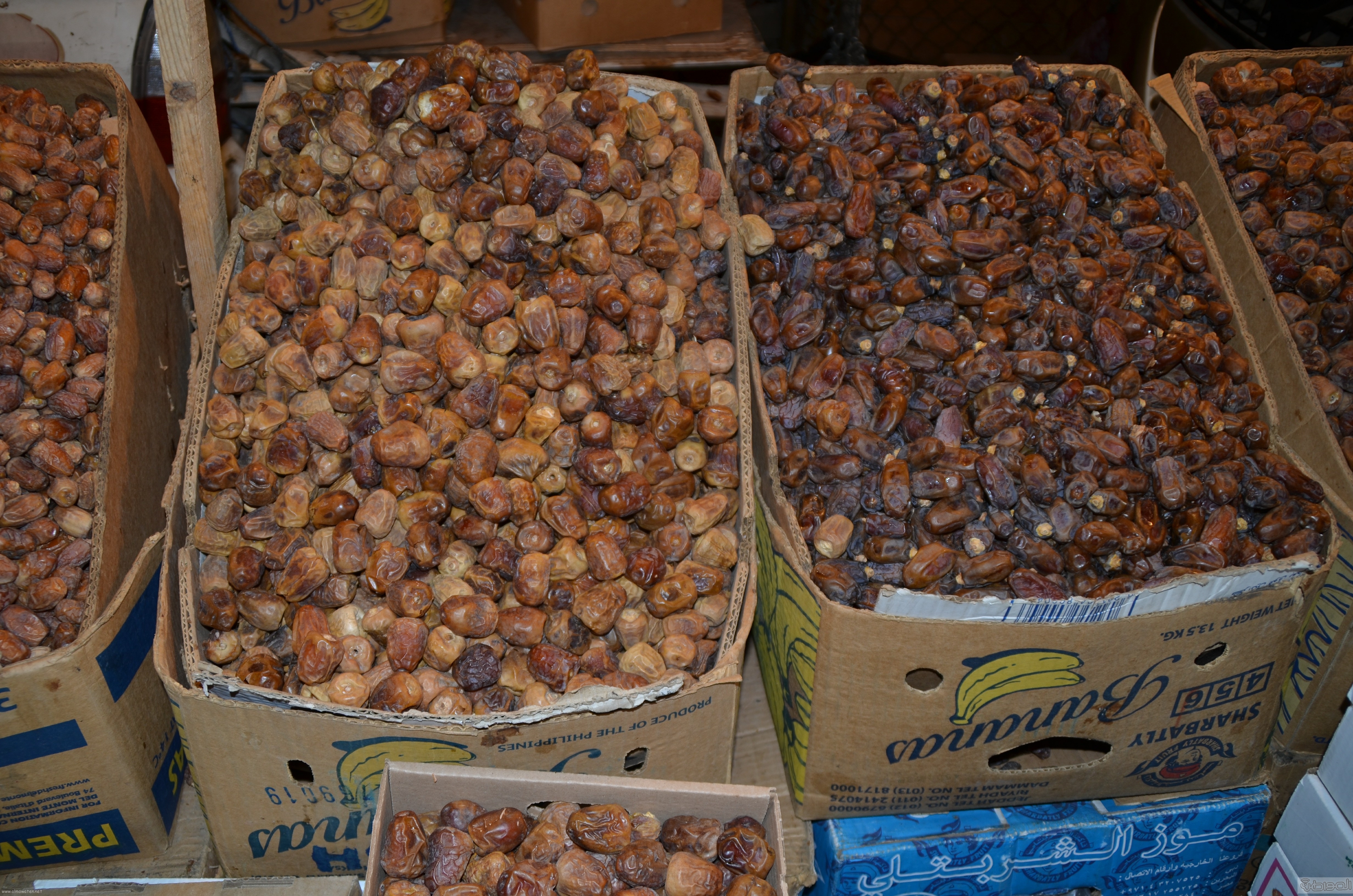 جولة باسواق الحلويات والتمور في جدة قبل العيد (13)