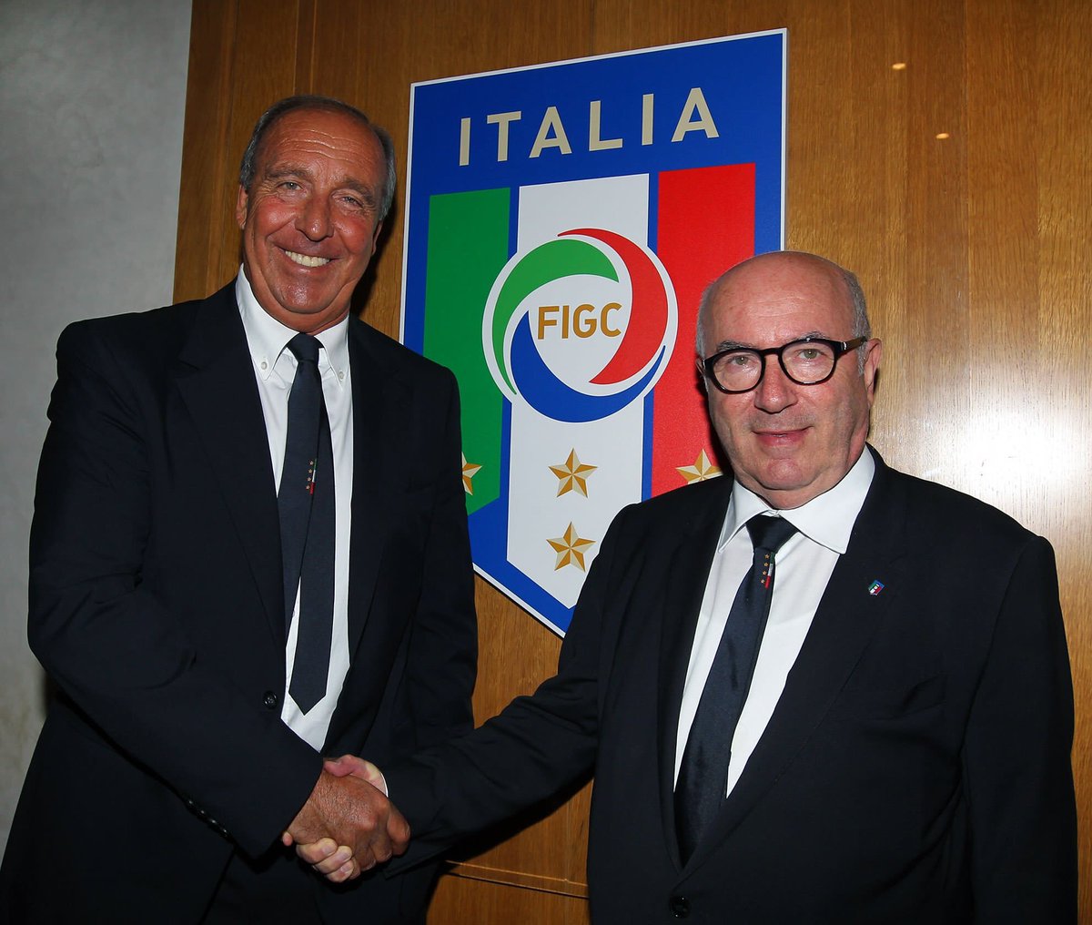 بالصور.. الاتحاد الإيطالي يُقدم مدرب المنتخب الجديد