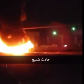 بالفيديو.. نجاة 3 شبان إثر حادث انقلاب واحتراق مركبة في #جازان