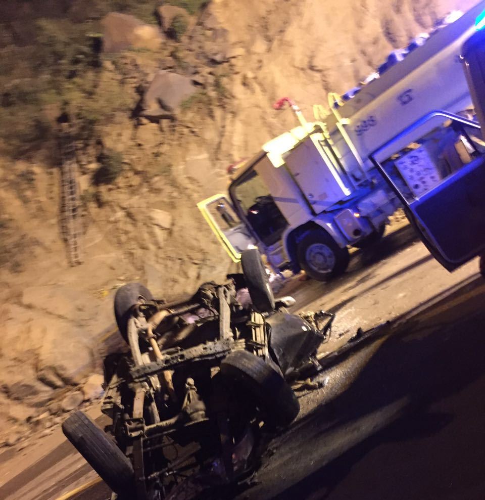 حادث سقوط مركبة بفيفا (3)