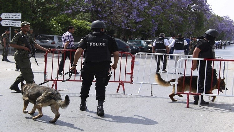 تونس.. تمديد الطوارئ لمدة شهر