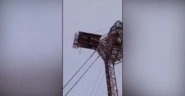شاهد.. لقطات مروّعة لحبل ينقطع أثناء قفز سيدة من ارتفاع 43 مترًا