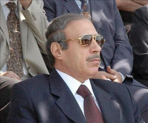 علاج “العادلي” وزير داخلية مصر الأسبق خارج السجن