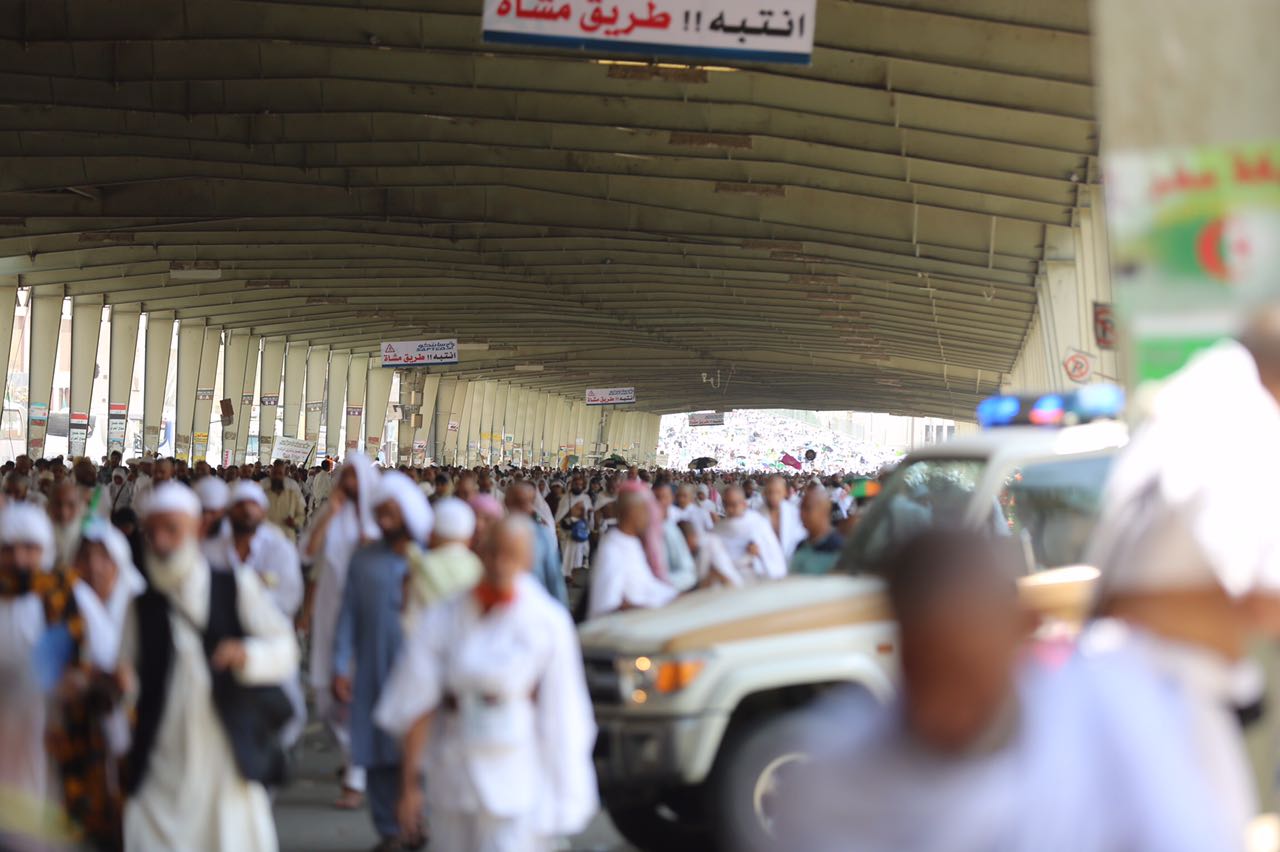 “المواطن” توثق بالصور انتهاء الحجاج من رمي الجمرات بيسر وانسيابية