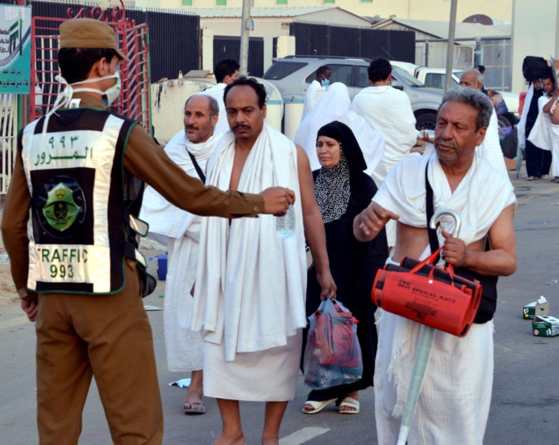 حجاج بيت الله في صعيد عرفات (2)