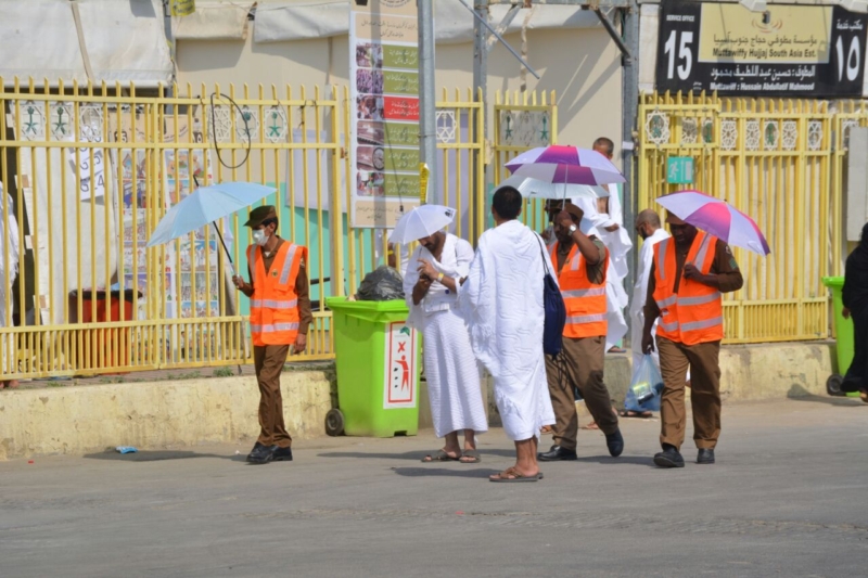 حجاج بيت الله يتوافدون الى منى ‫(317304860)‬ ‫‬