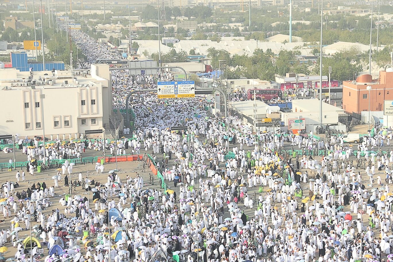 يوم عرفة.. روايتان لتسميته وصيامه للحجاج مكروه ولغيرهم ثواب عظيم