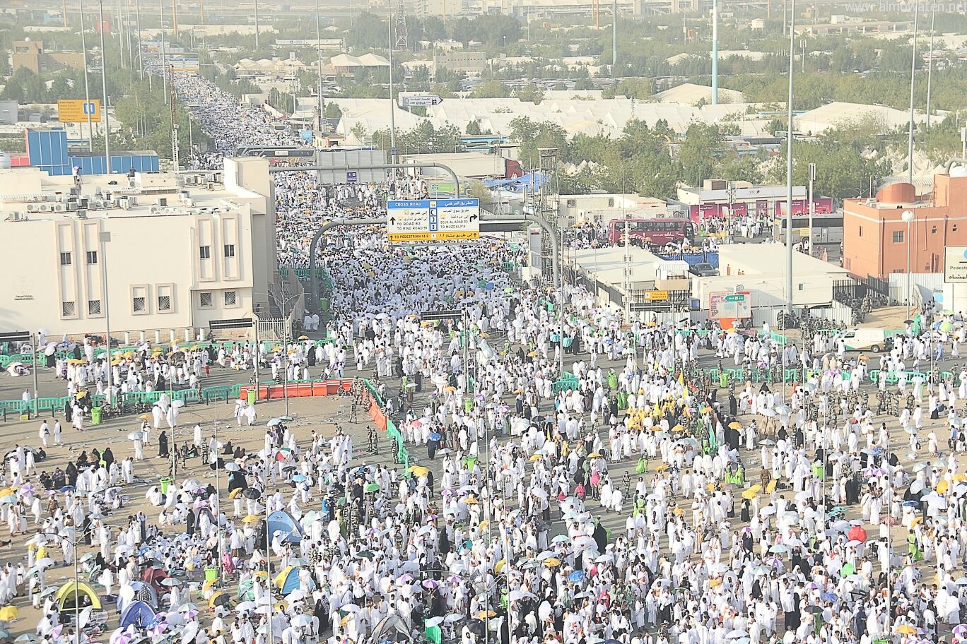 يوم عرفة.. روايتان لتسميته وصيامه للحجاج مكروه ولغيرهم ثواب عظيم