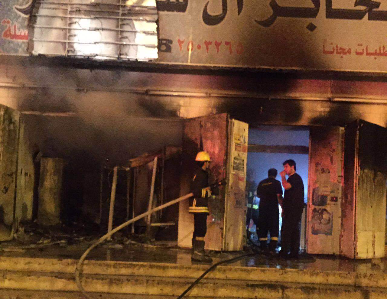 إخماد حريق بأحد المحلات التجارية بحي الرصاص بخميس مشيط