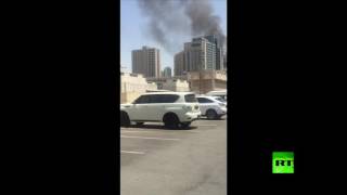 شاهد.. حريق في مبنى ملاصق لفندق “روتانا” في أبو ظبي