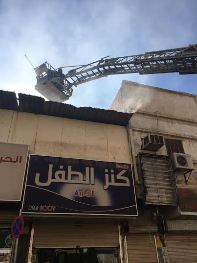 حريق في محل بشارع الصناعة ببريدة2