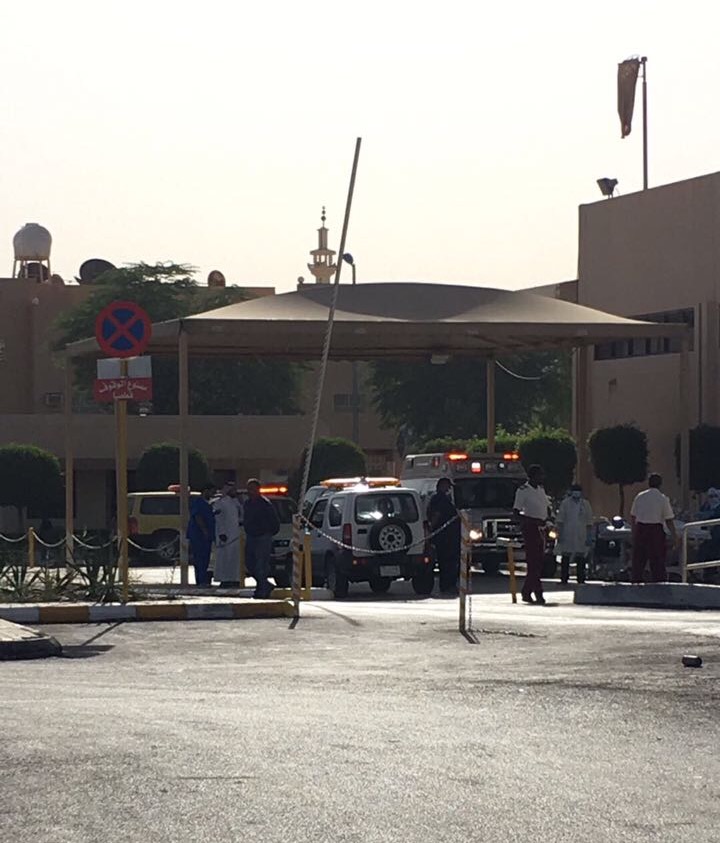 حريق بمستشفى سعود بعنيزة.. والدفاع المدني يباشر