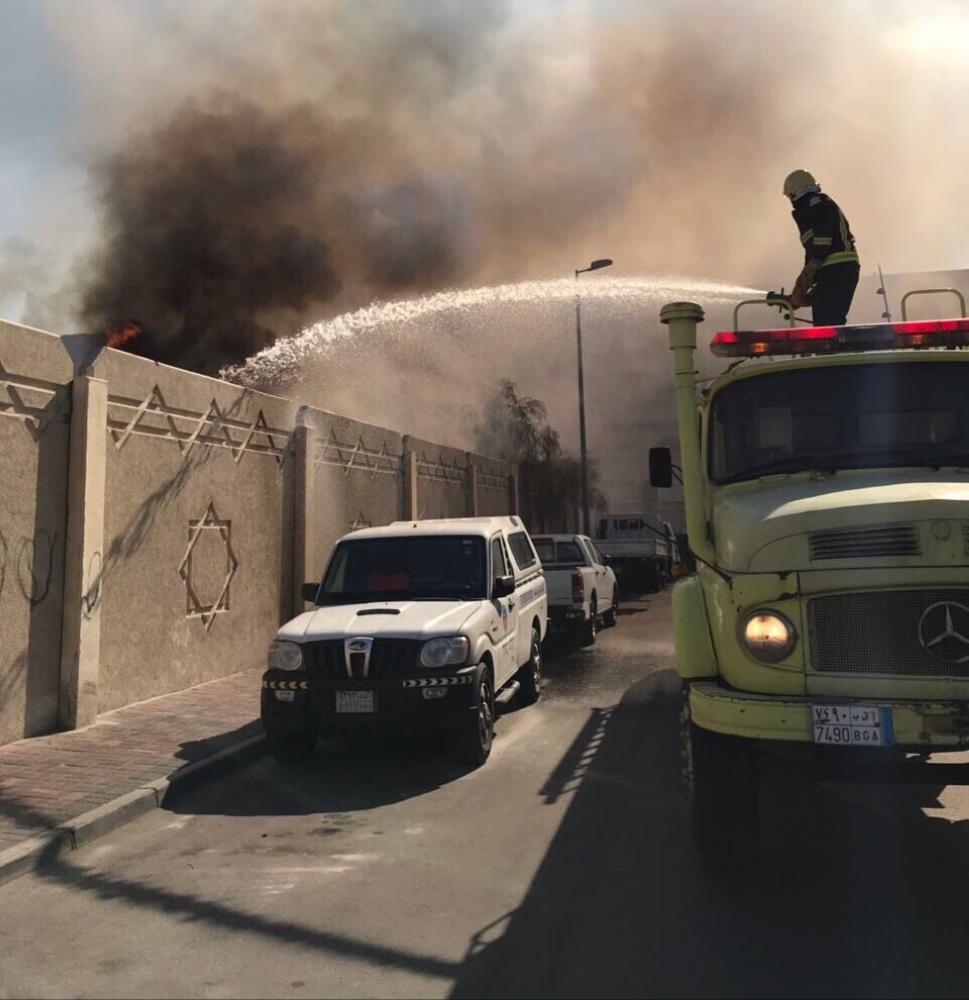 حريق مروع في مقبرة الجبيل