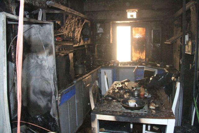 4 حالات اختناق في حريق مطبخ شقة سكنية بمكة