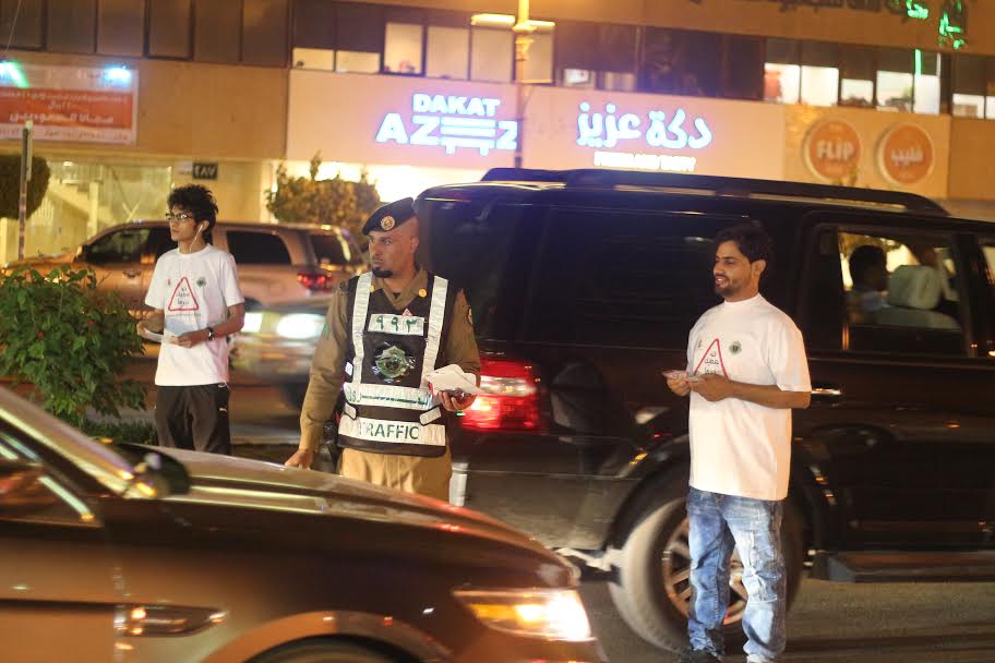 حملة توعوية في شوارع الرياض لتخفيض الحوادث والإعاقة والإصابات