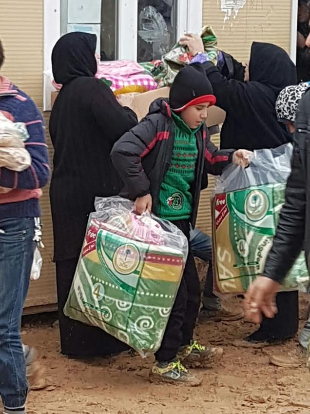 الحملة السعودية ضمن مبادرة “لأجلك يا حلب” مستمرة بتقديم المساعدات