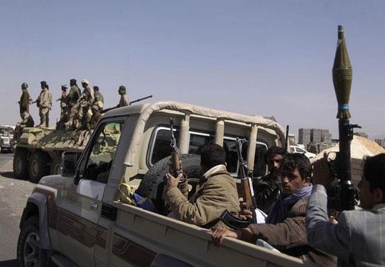 عاجل ..اشتباكات بين قوات المخلوع صالح والحوثيين في عقبة ثره .