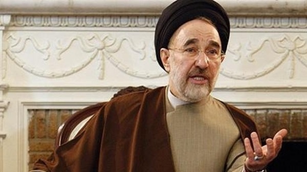 خاتمي تحت الإقامة الجبرية رغم نفي إيران