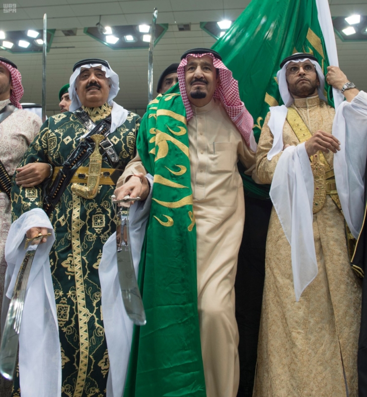 خادم الحرمين الشريفين يرعى حفل العرضة السعودية 28