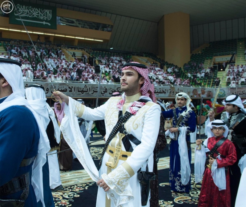 خادم الحرمين الشريفين يرعى حفل العرضة السعودية ضمن نشاطات المهرجان الوطني للتراث والثقافة في دورته الثلاثين 20