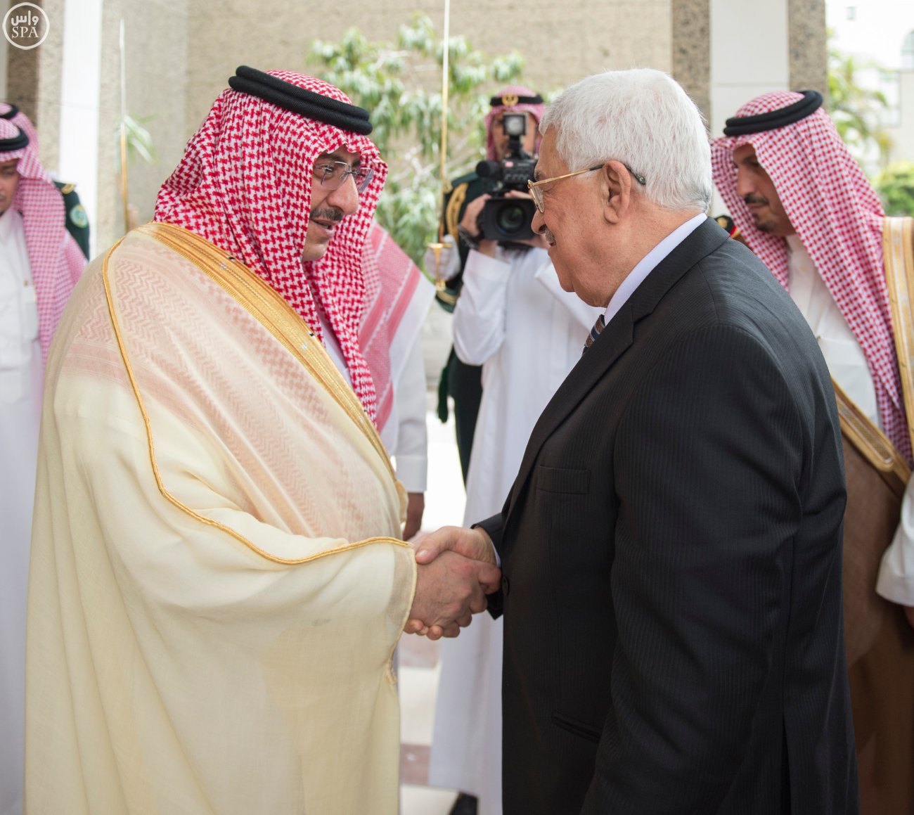 خادم الحرمين الشريفين يستقبل الرئيس الفلسطيني (5)