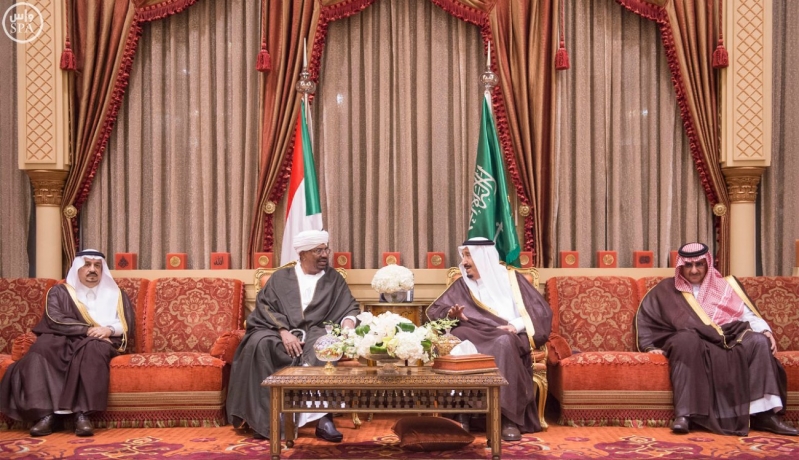 خادم الحرمين الشريفين يستقبل رئيس جمهورية السودان3