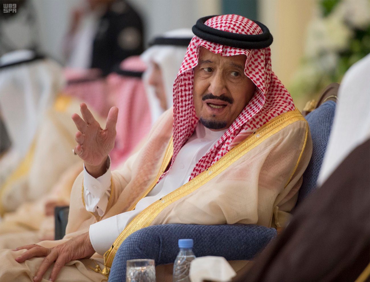 راتب وعلاوة وبدل غلاء المعيشة .. 3 أشياء أسعدت السعوديين: شكرًا الملك سلمان