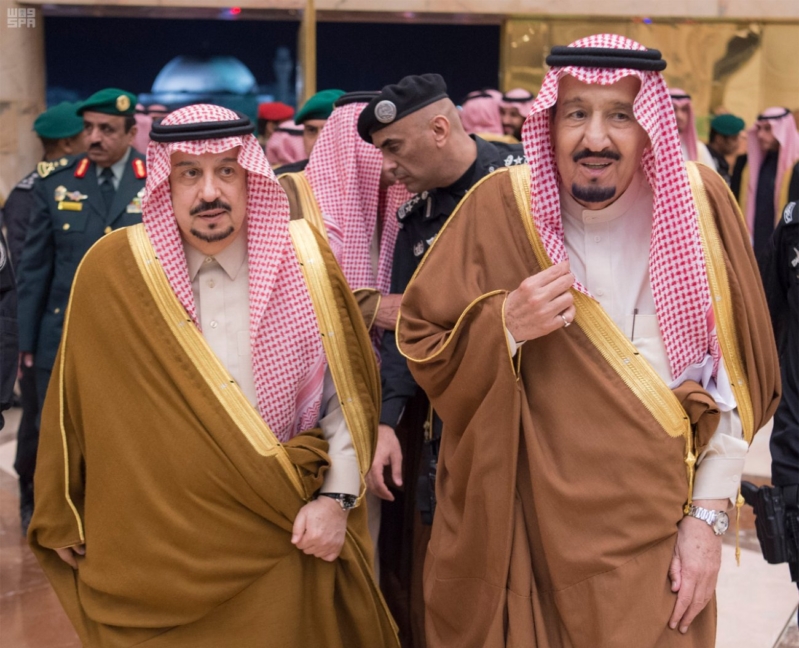خادم الحرمين الشريفين يغادر الرياض