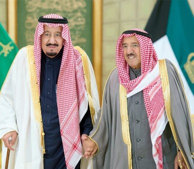 خادم الحرمين يدعو أمير الكويت لحضور ختام مهرجان الملك عبدالعزيز للإبل