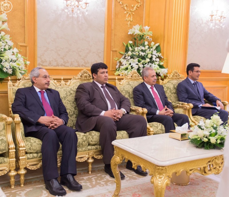 خادم الحرمين يستقبل الرئيس اليمني.jpg 4