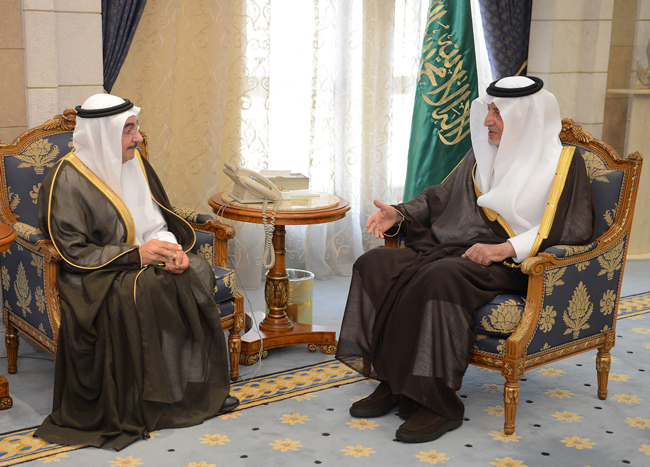 أمير مكة يطلع على مشاريع الكهرباء بالمنطقة خلال السنوات المقبلة