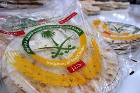 الحملة الوطنية تواصل تقديم الخبز للأشقاء السوريين في لبنان