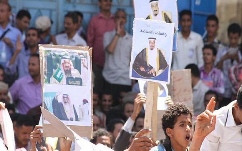 خطباء صلاة العيد باليمن يُثمنون جهود ومواقف المملكة في مواجهة الانقلاب ودعم الشرعية
