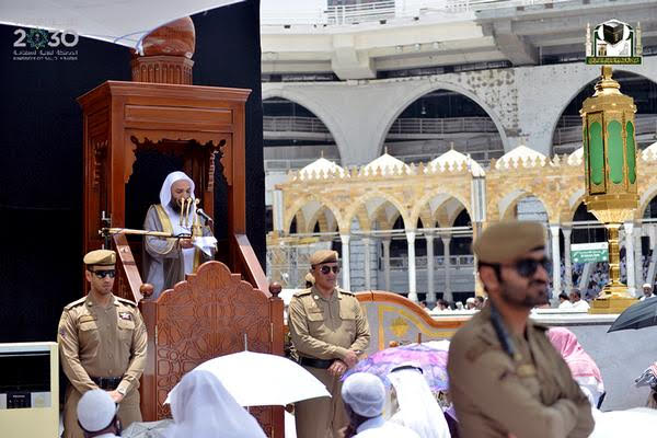 خطيب المسجد الحرام يوضح جوانب القدوةِ الحسنةِ في حياة الرسول