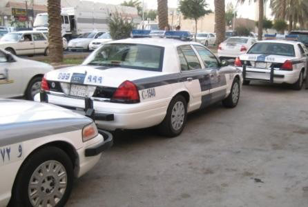 شرطة مكة تطيح بوافد عربي امتهن التضليل بالحجاج