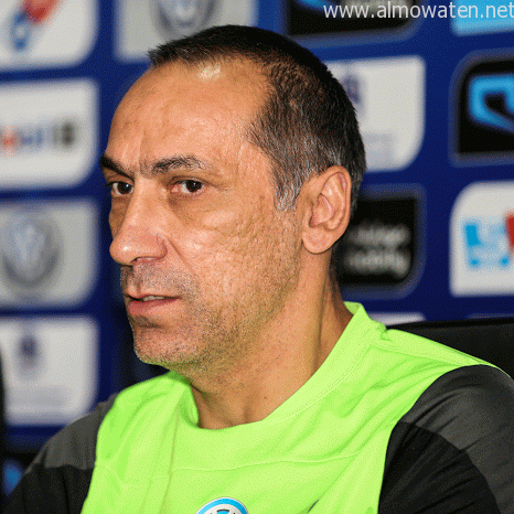 #دونيس لقائد #الهلال : أنقص وزنك!