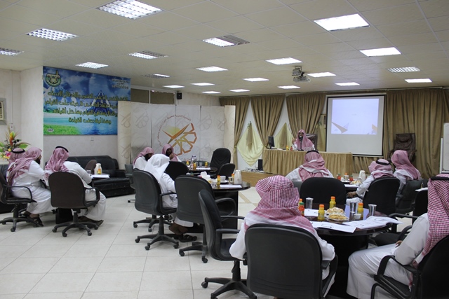 رئيس الجودة بتحفيظ الرياض مركز الدائري الغربي يستعد لربيز بورش عمل (2)