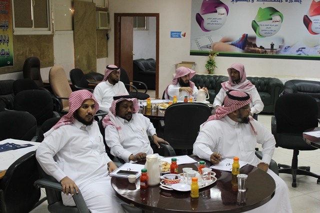 رئيس الجودة بتحفيظ الرياض مركز الدائري الغربي يستعد لربيز بورش عمل (3)